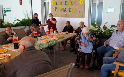 LA RESIDENCIA DE MAYORES PADRE DIEGO SUÁREZ MORA LE DA LA BIENVENIDA A LA PRIMAVERA CON UN TALLER DE JARDINERÍA