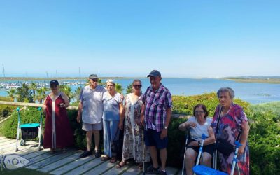 ¡De paseo por el mar! Nuestros residentes disfrutan de una mañana inolvidable en El Rompido